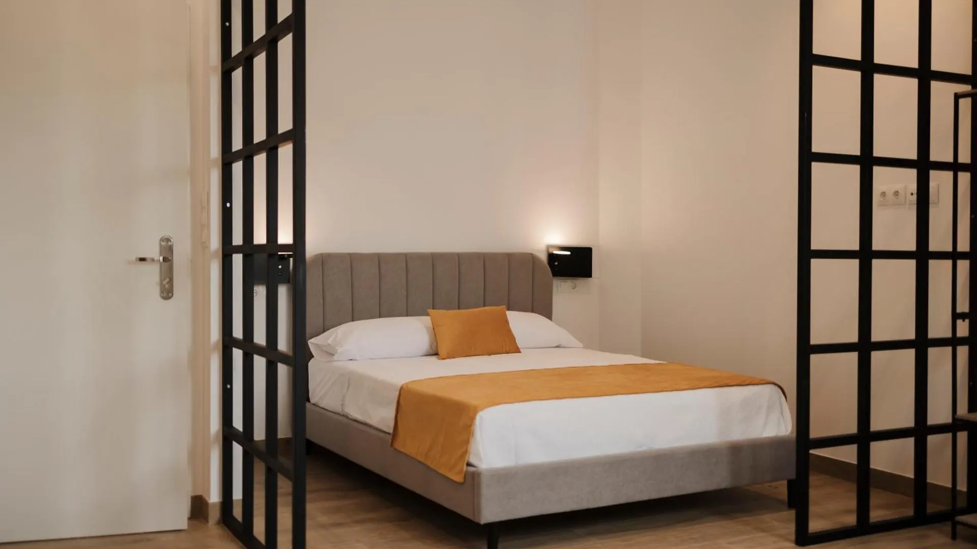 Paloma Suites Utrera Apartment